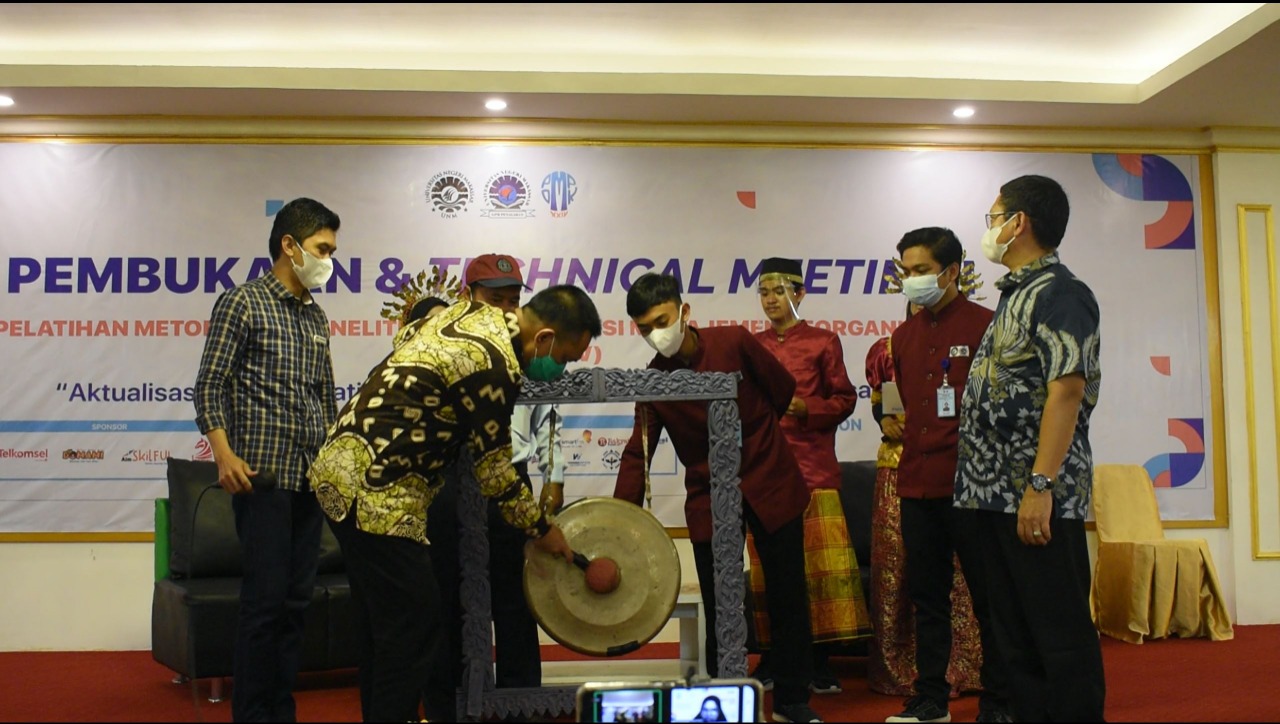 374 Peserta Ikut Pembukaan dan TM I PMP-OMK XXIV LPM Penalaran UNM