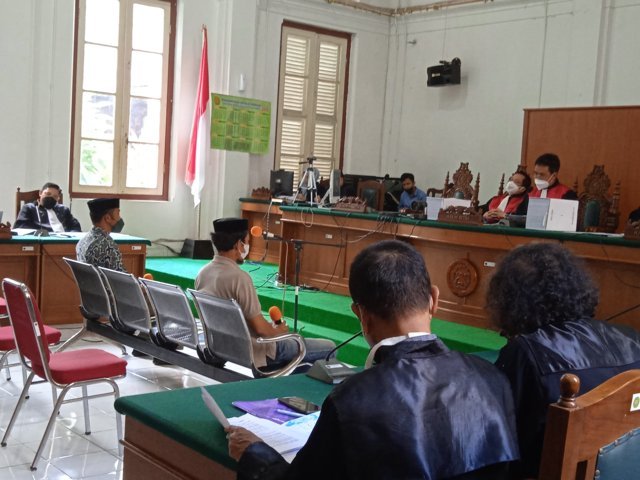 Habiskan Rp1,1 Miliar, Masjid di Pucak Mangkrak