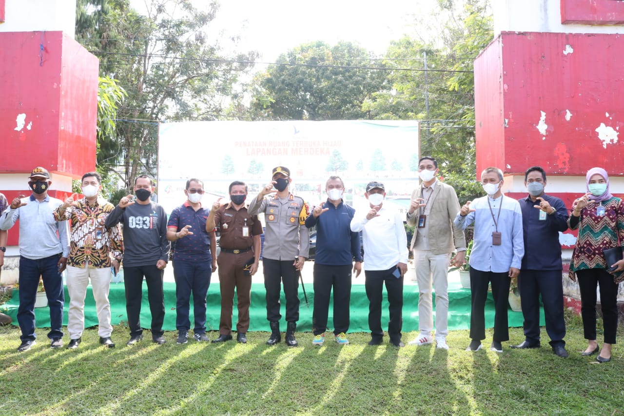 Bank Sulselbar Tata Lapangan Merdeka Malili