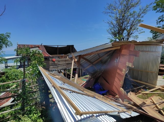 Puting Beliung Hantam Lima Desa