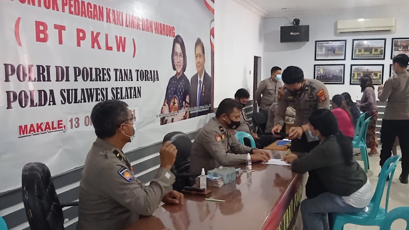 Polres Salurkan Bantuan Kepada 287 PK-5