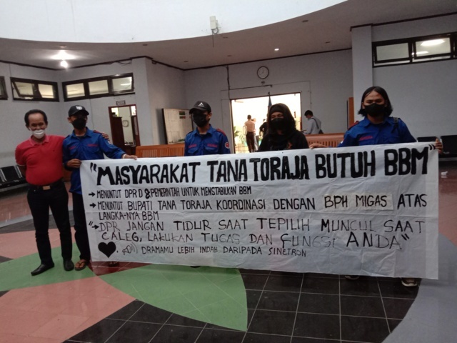 AMTTB-BBM Demo Kelangkaan BBM