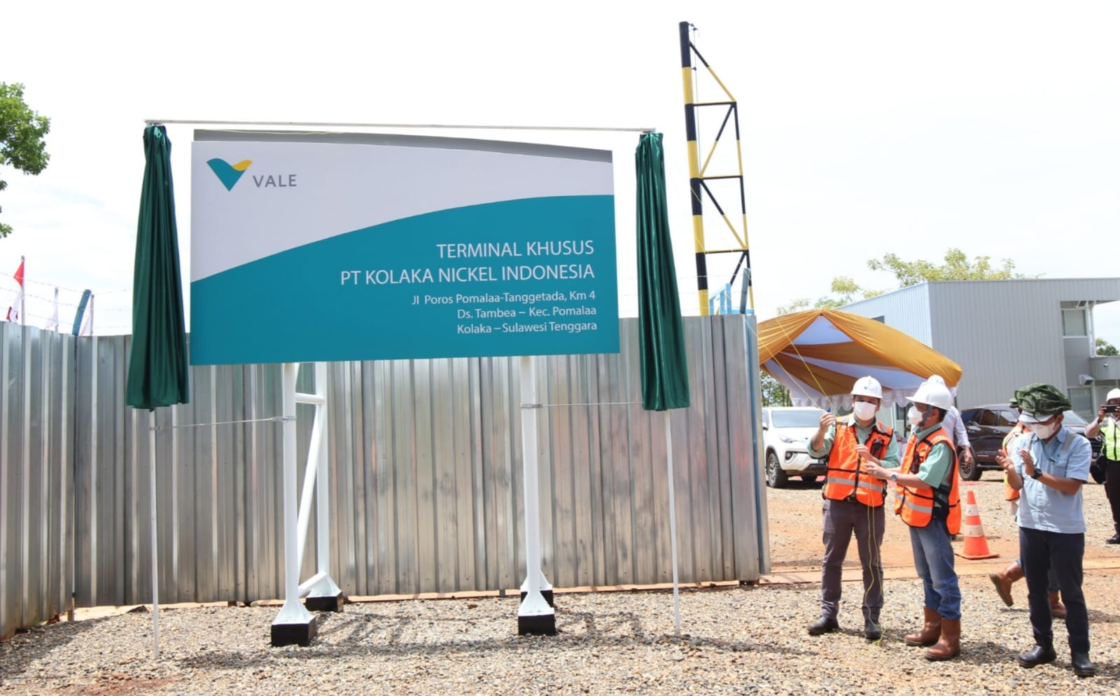 Peresmian Terminal Khusus PT KNI di Pomalaa