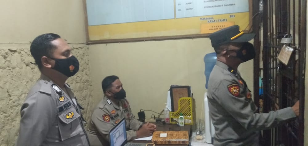 Pawas Polres Pelabuhan Makassar rutin Patroli dan Cek Ruang Tahanan