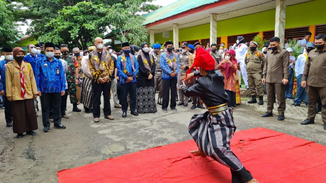 Pegadaian Kanwil VI Makassar Resmikan Sekolah Emas Pertama