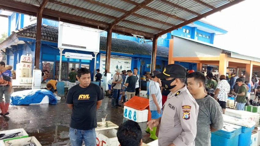 Personel Polsek Ujung Tanah Datangi TPI