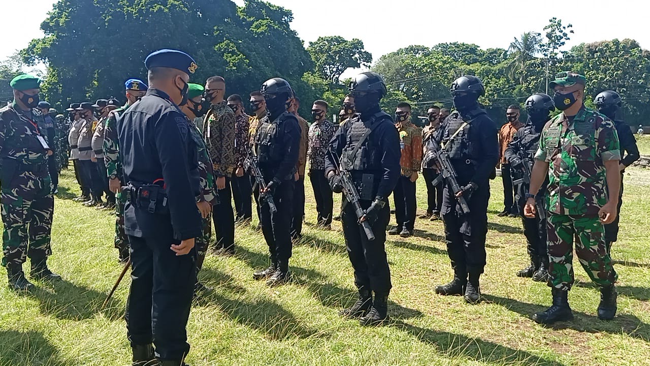 Presiden Tebar Ikan Gabus  dan Panen Jagung