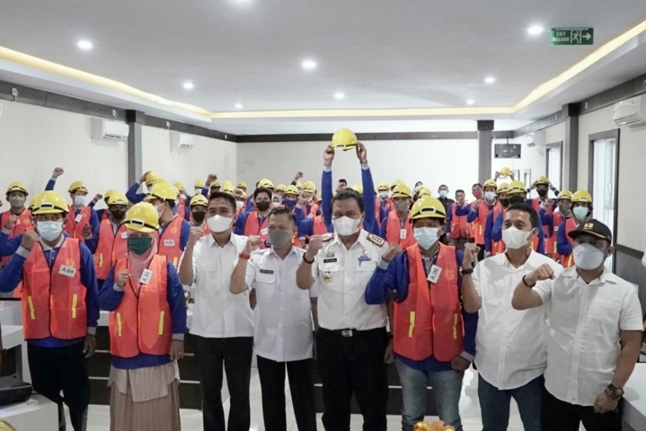 Naker Konstruksi Ikut Uji Sertifikasi
