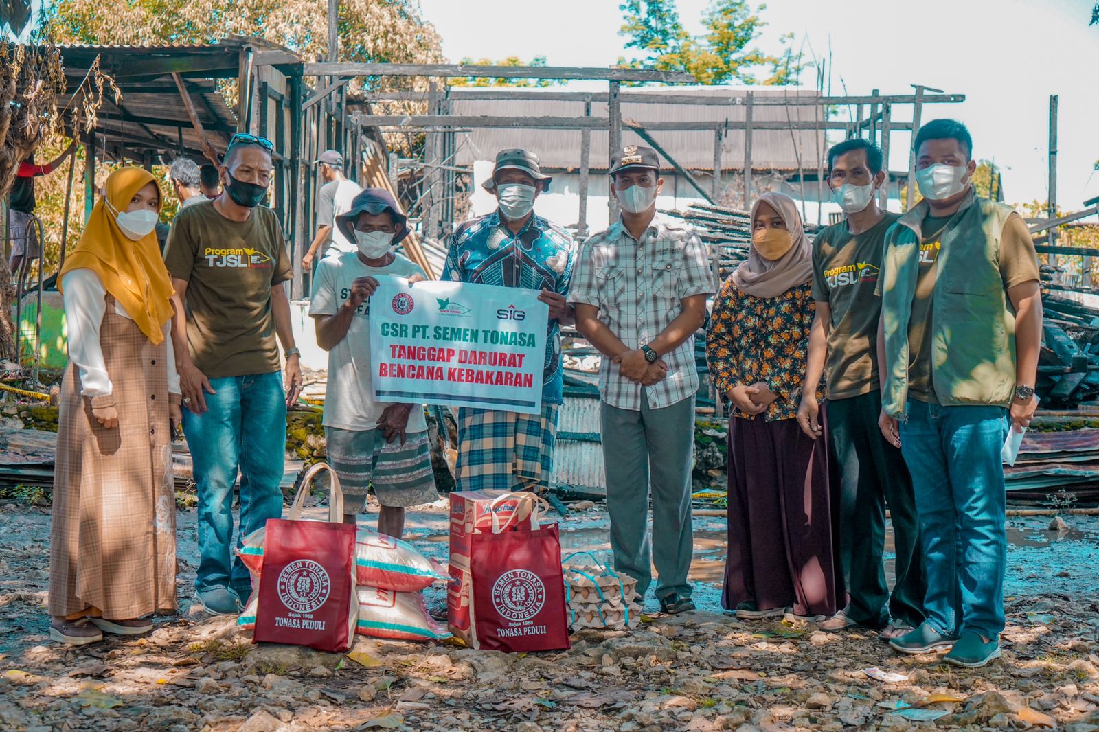 Semen Tonasa Sigap Bantu Korban Kebakaran