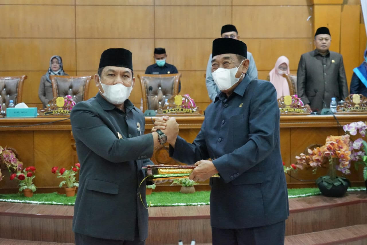 Tiga Ranperda Disepakati Jadi Perda