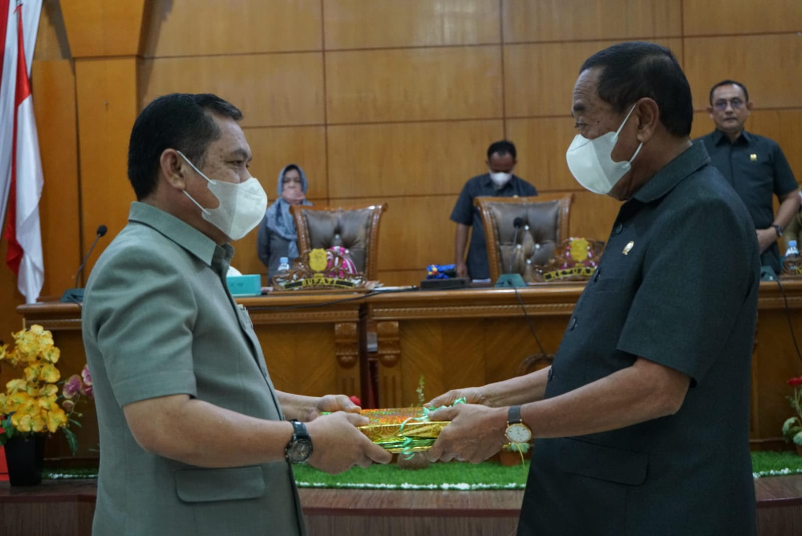 Pemkab Serahkan Tiga Ranperda