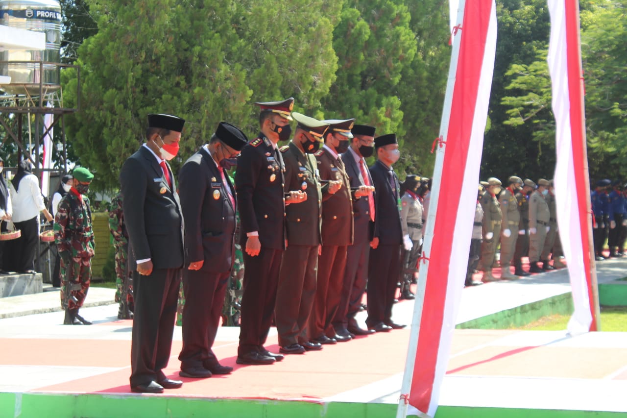 Bupati-Wabup Hadiri Ziarah Nasional