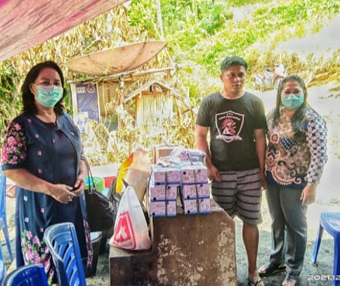 Legislator Nasdem Toraja Bantu Korban Kebakaran