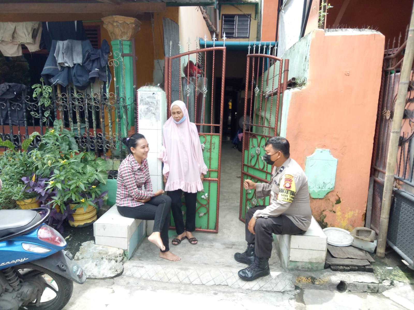 Bhabinkamtibmas Tabaringan Menyapa Warganya