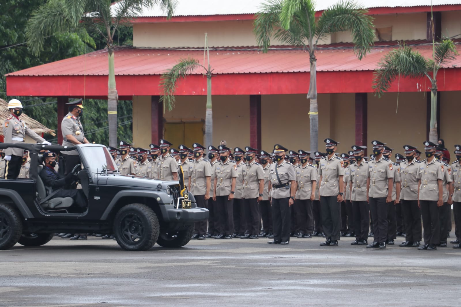 Kapolda Sulsel Pimpin Upacara Penutupan Pendidikan Bintara Polri TA. 2021
