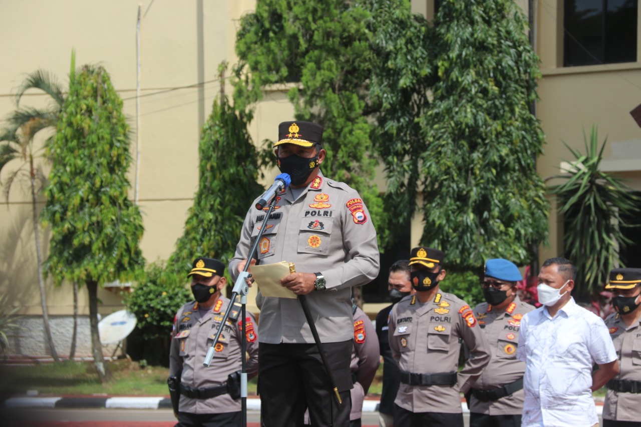 Kapolda Sulsel Irjen Pol Nana Sudjana berikan Arahan Kepada 1 Kompi Personel Brimob Sebelum ke Selayar