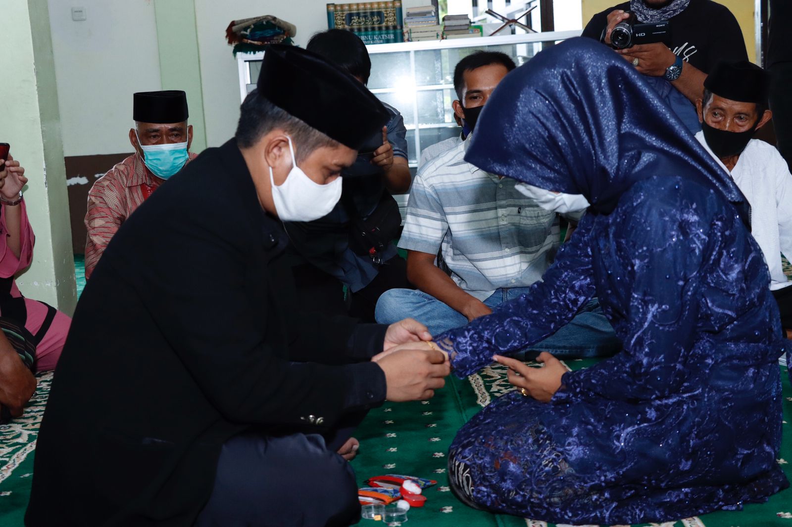 Tahanan Kasus Narkoba Menikah di Masjid Polres