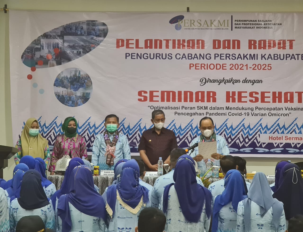 Bupati Inginkan Para Sarjana Kesehatan Terus Tingkatkan Kemampuan dan  Berinovasi