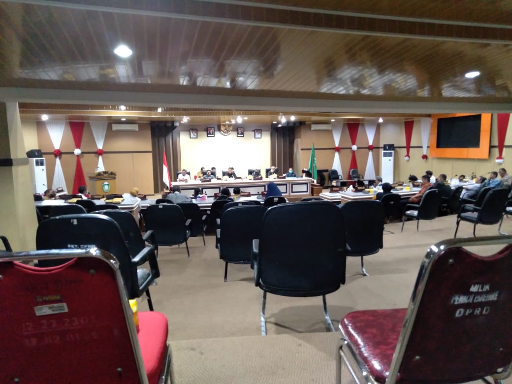 Dengar Pendapat Medis dan Disbud  serta Ketiga Ormas di Parepare