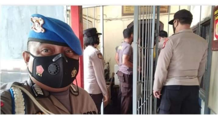 Wakapolsek Ujung Pandang Kontrol Sel Tahanan