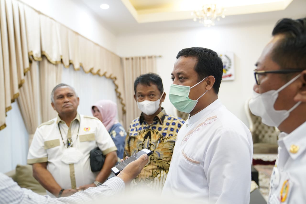 Distributor Minyak Goreng Tandatangani Pakta Integritas