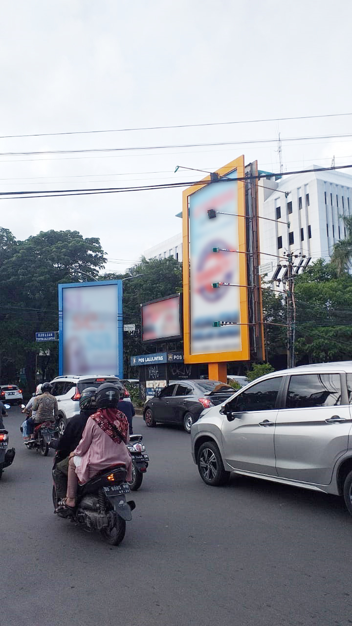 Danny akan Tertibkan Papan Reklame Ilegal
