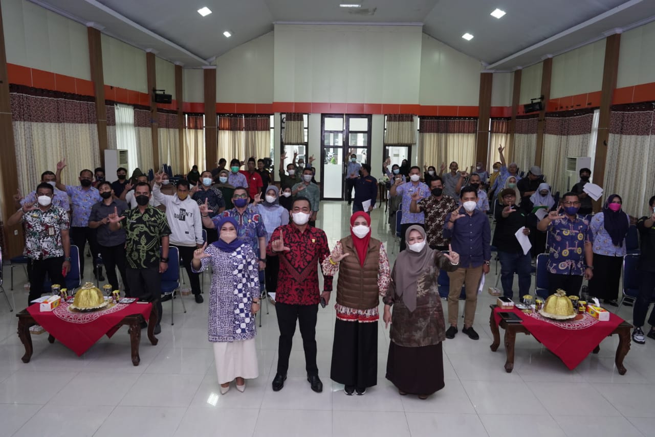 DPRD Maros Uji Publik Ranperda Literasi