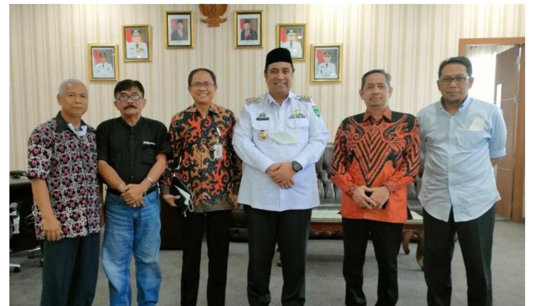 Bupati Dukung UT Makassar Buka Salut di Maros