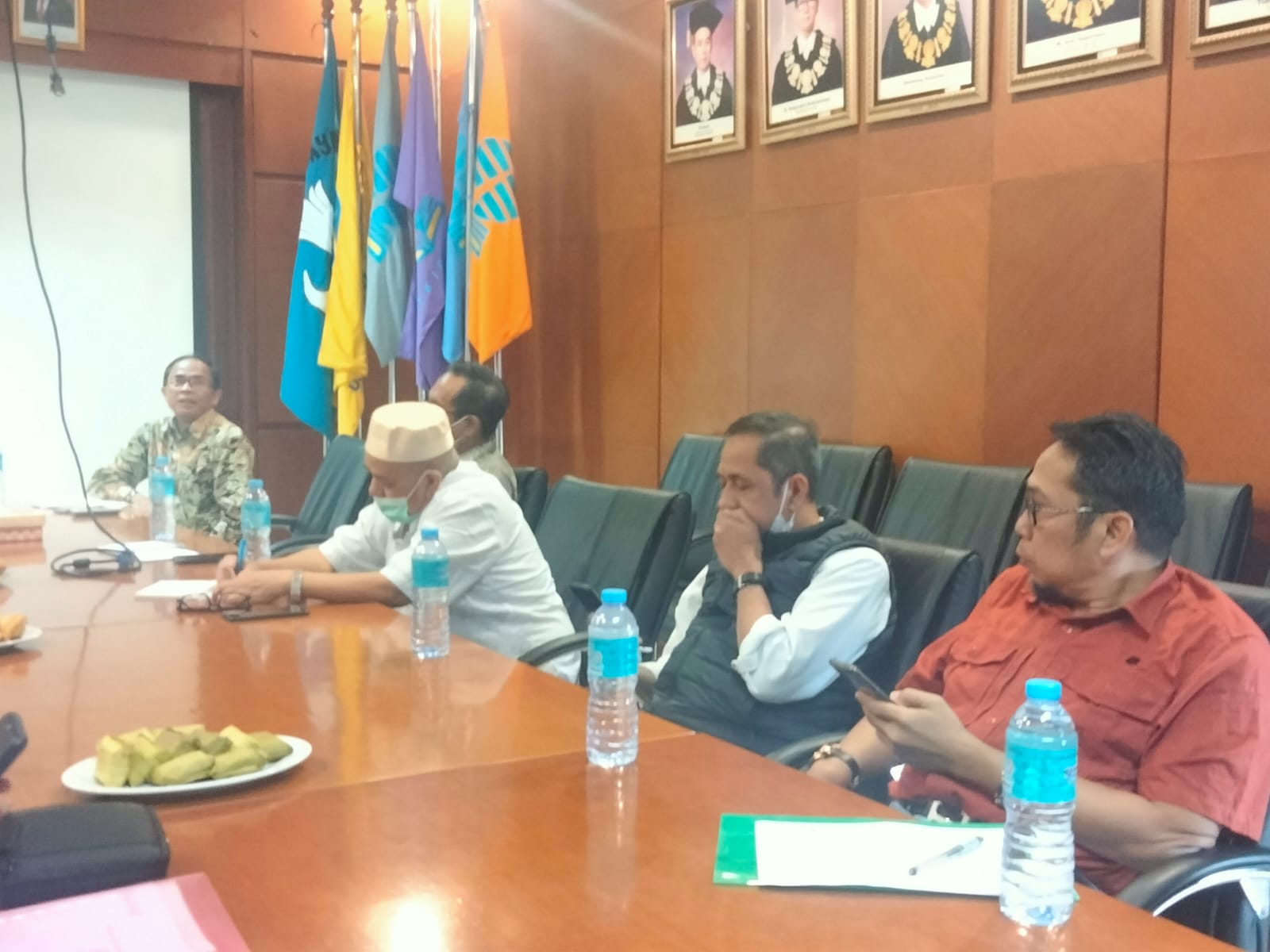 25 Januari 2022,  UT Wisuda 500 Sarjana