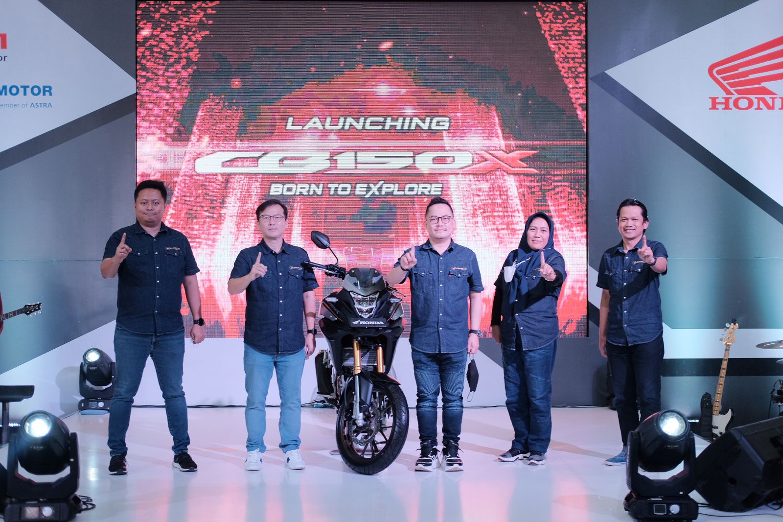 New CB150X Manjakan Penggemar Touring