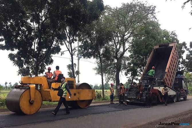 Proyek Jalan  Terancam Mangkrak