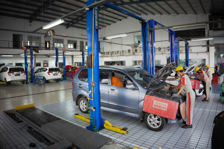 Kalla Toyota Hadirkan Magical Service New Year