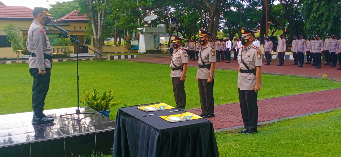 Kapolres Pimpin Sertijab para Perwira