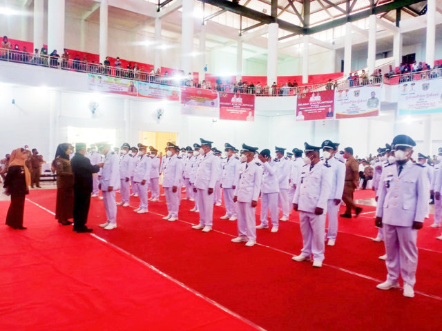 Bupati Polman Lantik 67 Kades Terpilih
