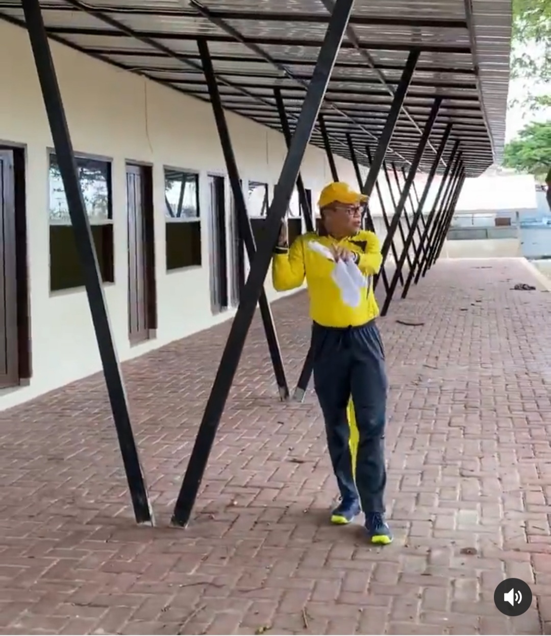 TP Naik Sepeda Tinjau Proyek