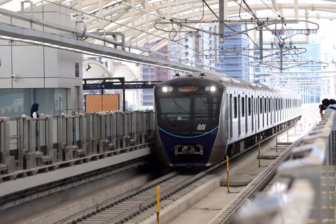 Moda Transportasi Massal  MRT  Akan Masuk ke Sulsel