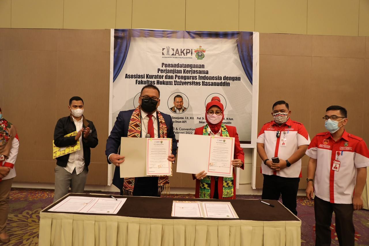 AKPI dan FH Unhas Tandatangani MoU