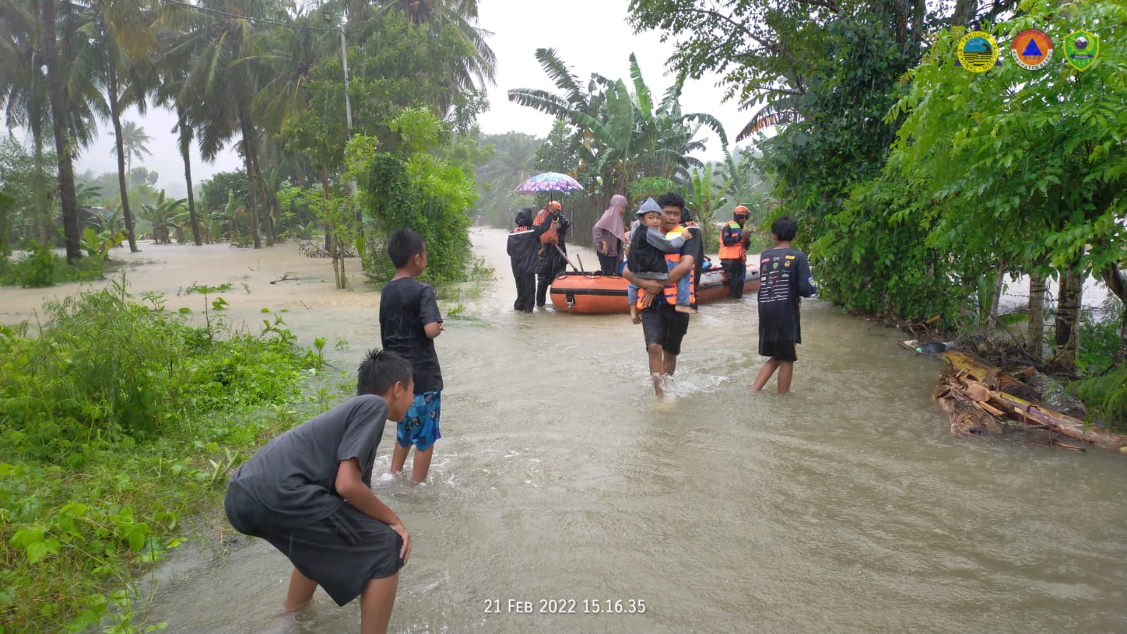 Banjir Tiga Kecamatan di Barru,  Pekkae-Soppeng Terhambat