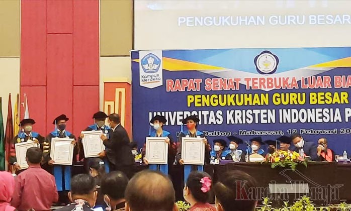 Kukuhkan Lima Guru Besar, UKIP Makassar Cetak Sejarah