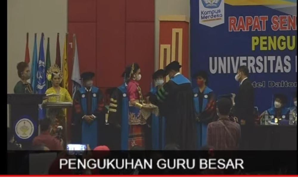 Kukuhkan Lima Guru Besar, UKIP Makassar Cetak Sejarah