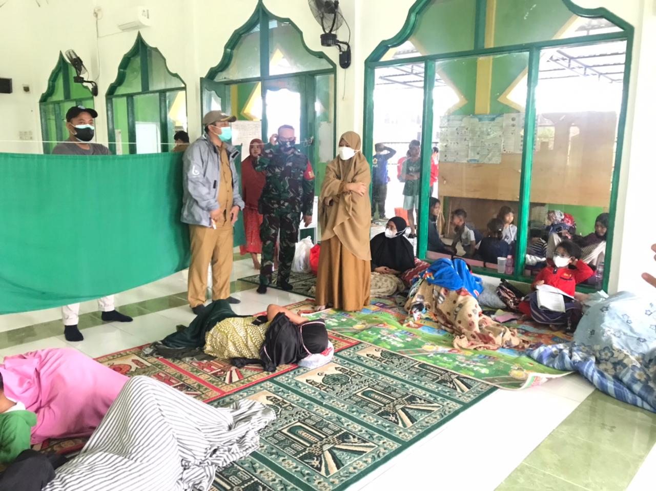 Pengungsi Dampak Banjir Butuh Bantuan Makanan