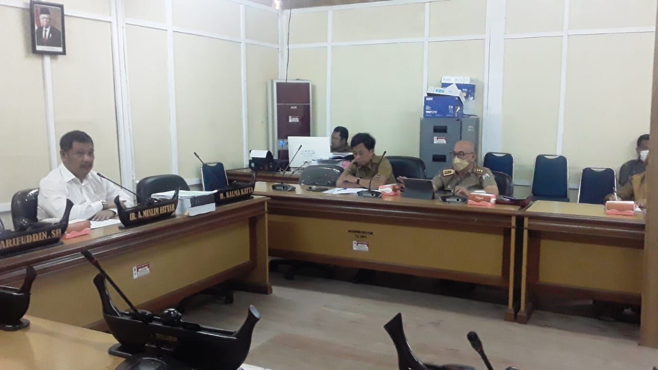Rapat Dengar Pendapat Komisi III DPRD Sulbar dengan Mitra