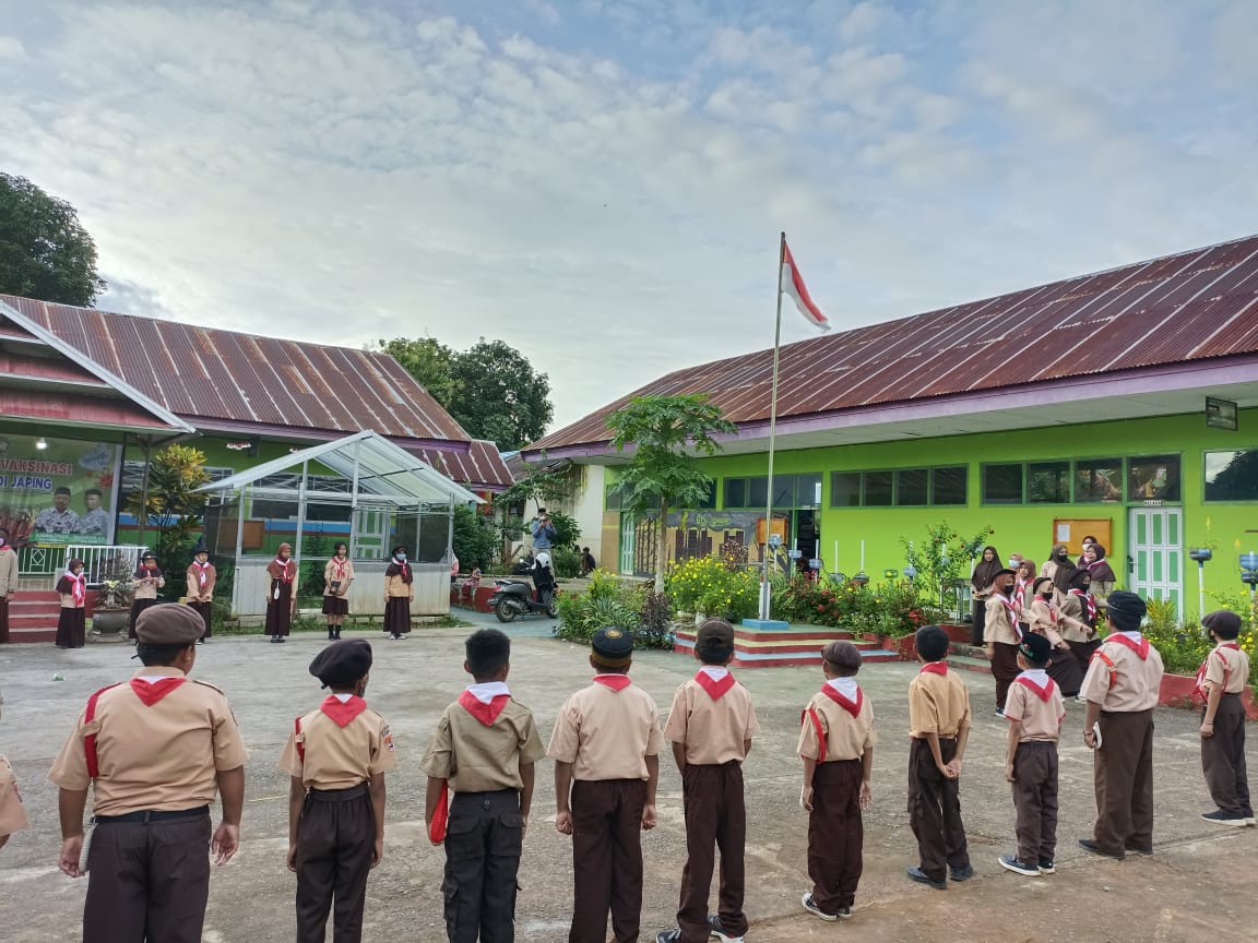 SDI Japing Rutin Gelar Kegiatan Kepramukaan