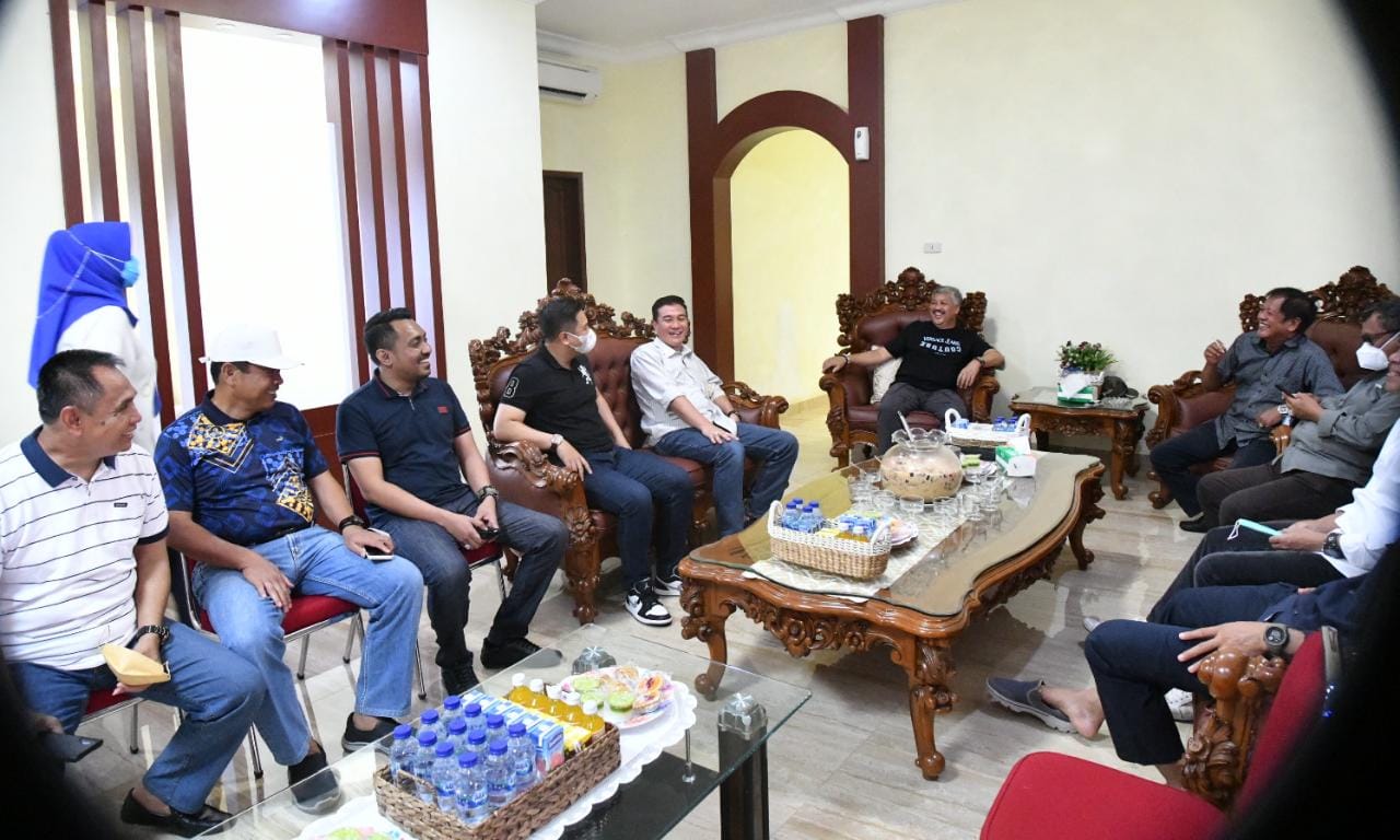 Bupati antar Kapolres ke Tempat Tugas Barunya di Pinrang