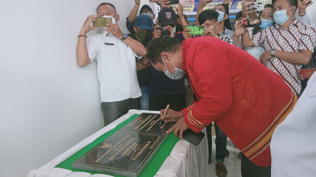 Bupati Mamasa Apresiasi Kinerja PLT Kadis KB
