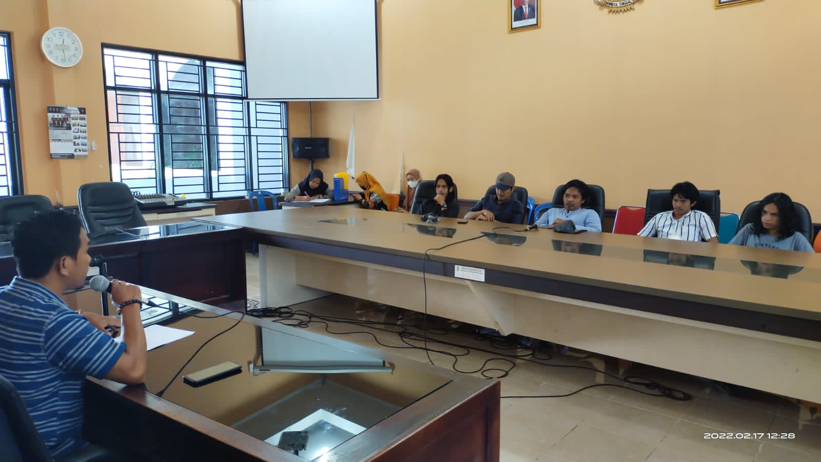 Mahasiswa dari Aliansi Hijau Hitam Datangi DPRD Sinjai