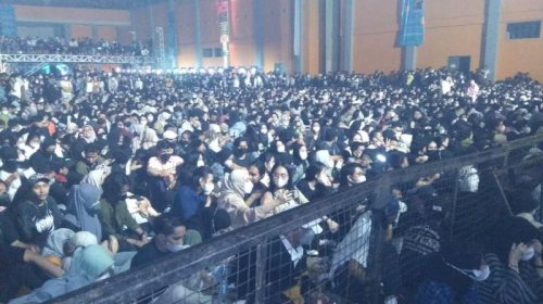 Polisi Amankan Panitia Konser Musik di CCC