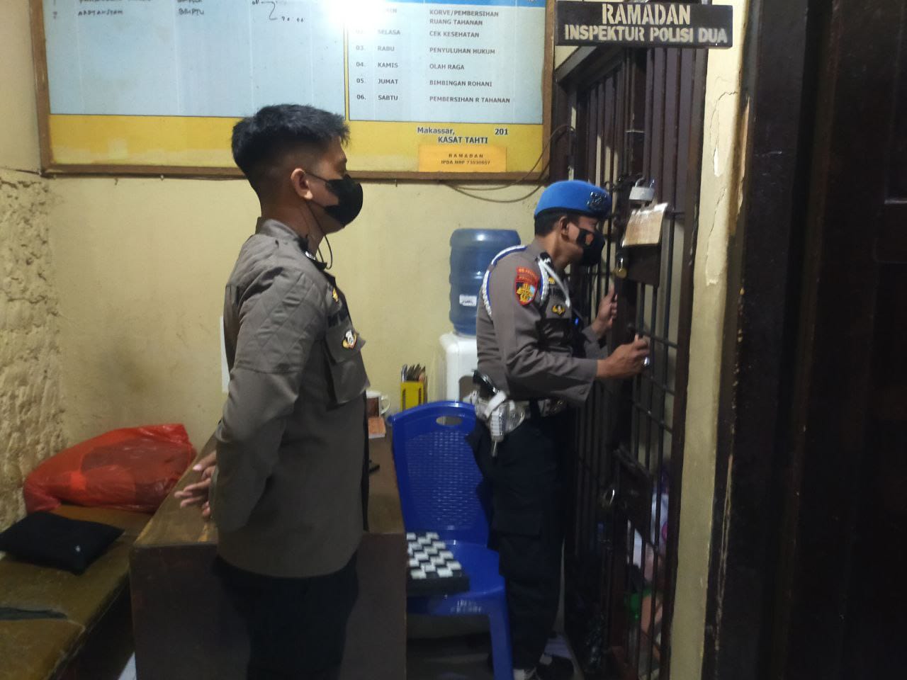 Provos  Rutin Cek Ruang Tahanan