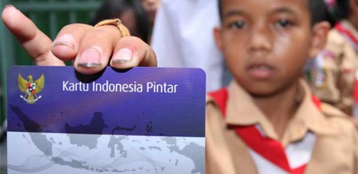 159 Mahasiswa Asal Maros Terima KIP