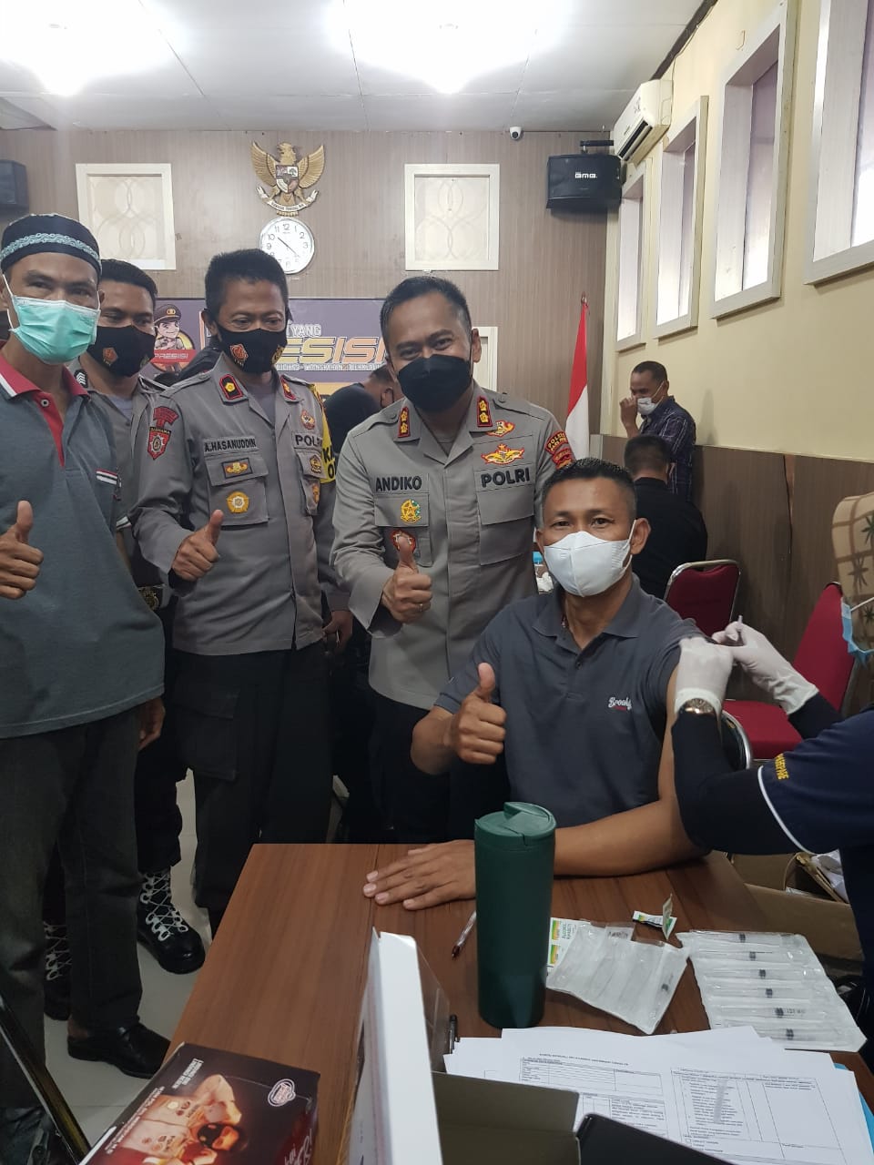 Kapolres Pimpin Personel Vaksin Booster